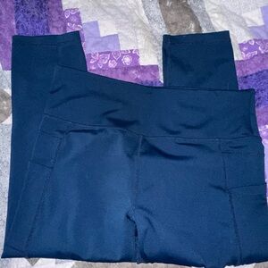 Zyia Cropped Legging